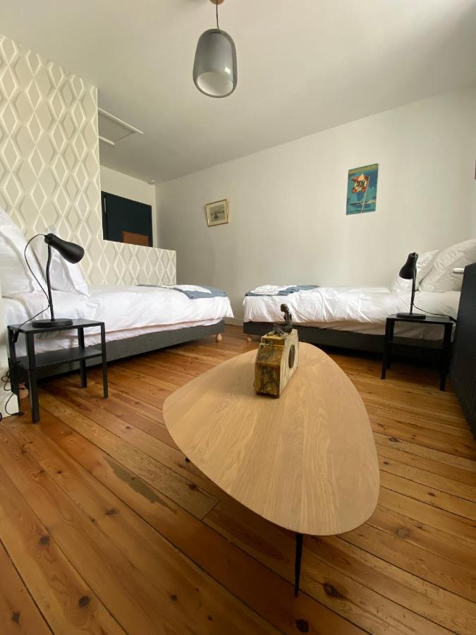 Md Gallery Bed & Breakfast อาร์โรม็องเชอเลส์แบ็ง ภายนอก รูปภาพ
